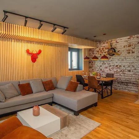 Stylish Two Bedroom At Ljubovic-hill Park