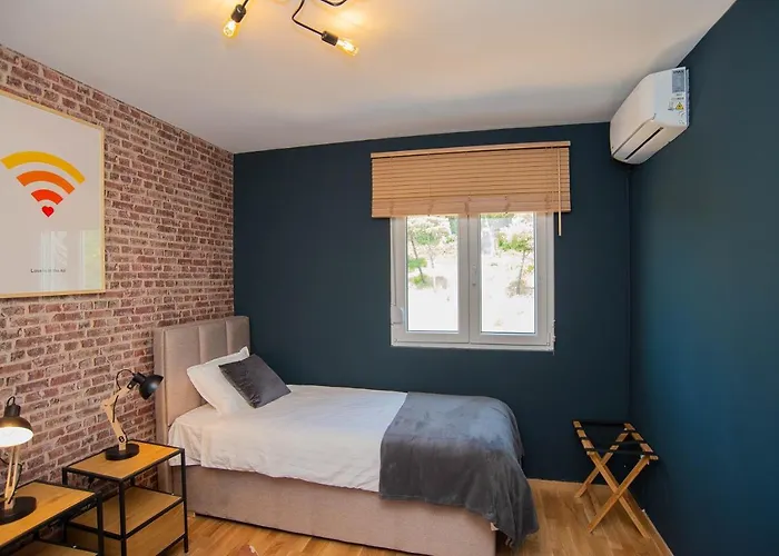 Apartamento Stylish Two Bedroom At Ljubovic-hill Park