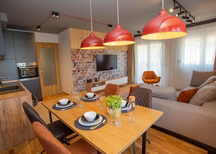 Stylish Two Bedroom At Ljubovic-hill Park Apartamento Podgorica