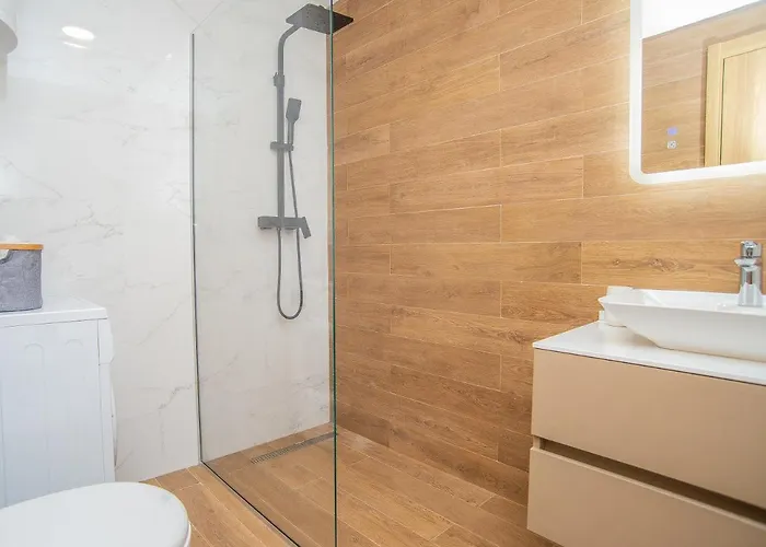 Apartamento Stylish Two Bedroom At Ljubovic-hill Park