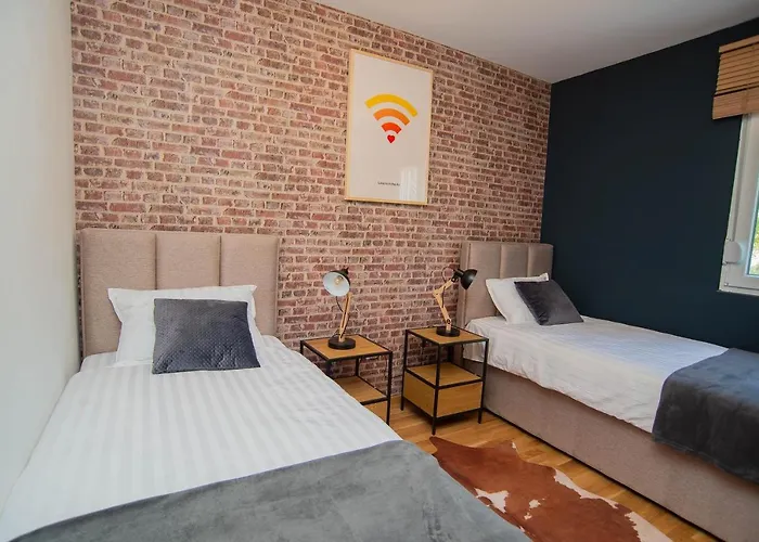 Stylish Two Bedroom At Ljubovic-hill Park Podgorica