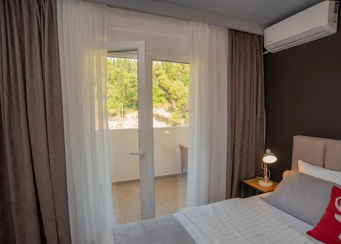 Apartmán Stylish Two Bedroom At Ljubovic-hill Park *